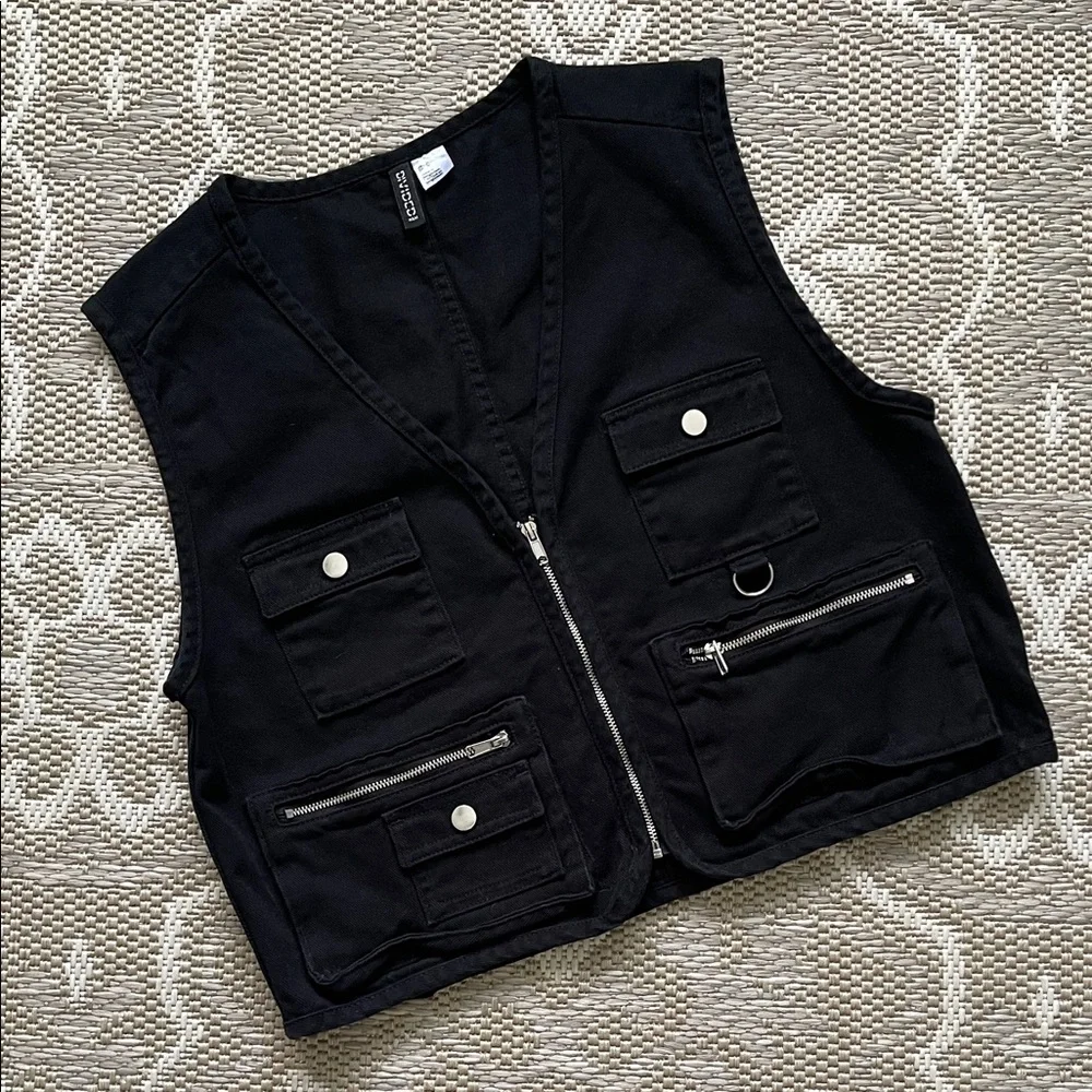 H&M Divided Multi Pocket Cargo Tactical Vest⌚️ - Picture 1 of 12